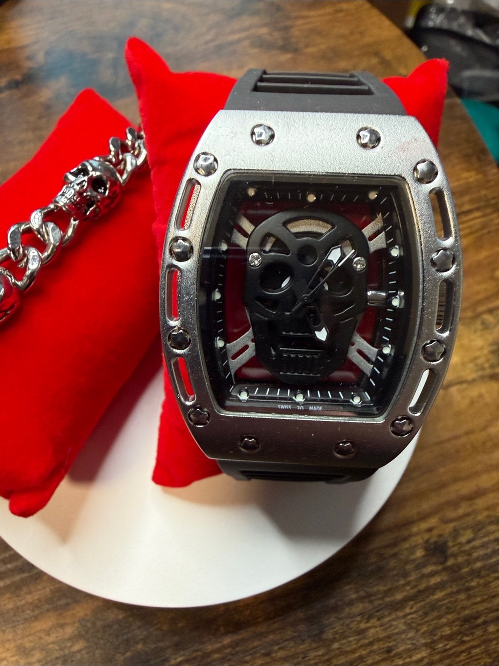 AJ Floating Skull Dial Sport Watch Bundle w/ Stainless Steel Skull Bracelet